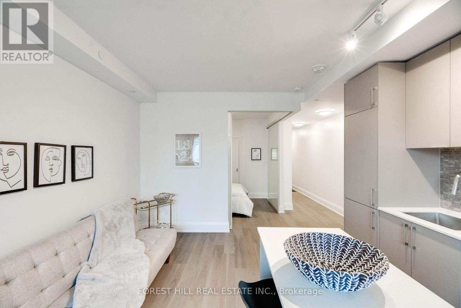 605 - 88 Cumberland Street, Toronto, Ontario  M5R 1A3 - Photo 19 - C13872638