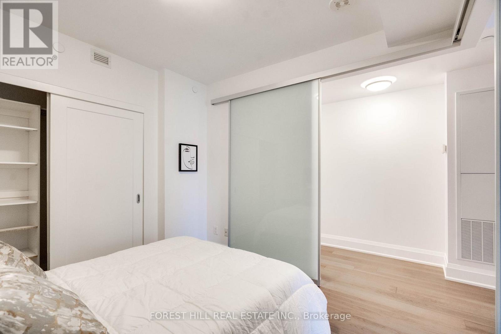 605 - 88 Cumberland Street, Toronto, Ontario  M5R 1A3 - Photo 24 - C13872638