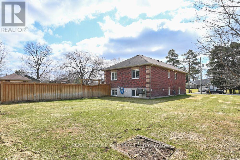 10 Fisher Drive, Adjala-Tosorontio, Ontario  L0M 1J0 - Photo 33 - N13872670