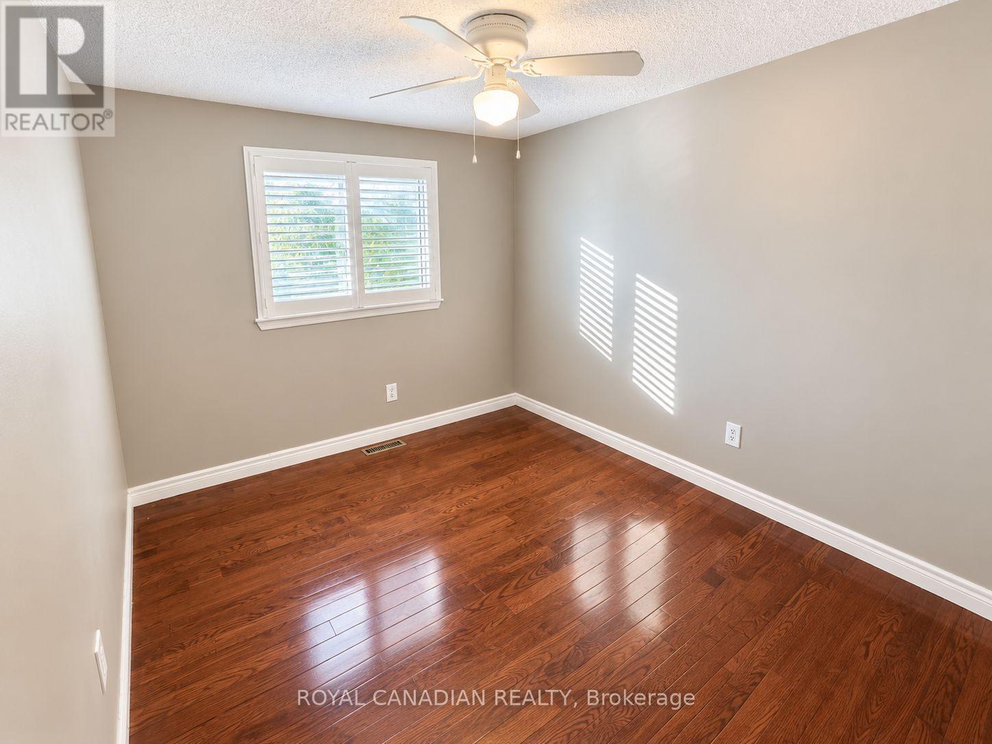 36 Maplegrove Avenue, Bradford West Gwillimbury (Bradford), Ontario  L3Z 1S1 - Photo 12 - N13872676