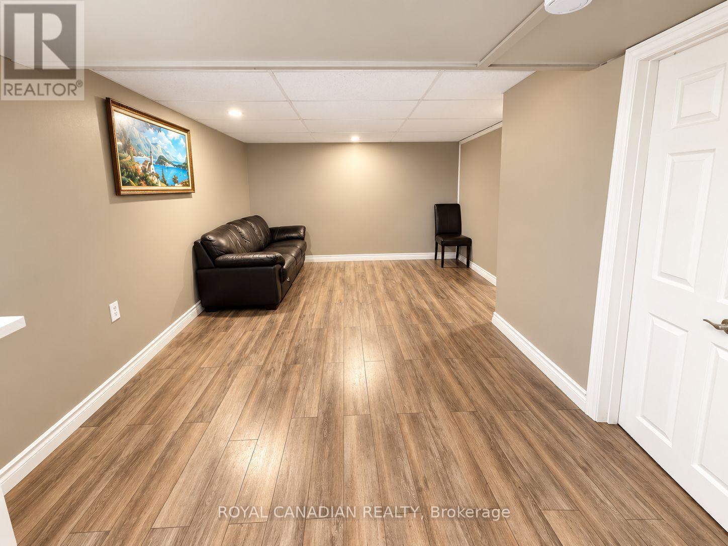 36 Maplegrove Avenue, Bradford West Gwillimbury (Bradford), Ontario  L3Z 1S1 - Photo 29 - N13872676