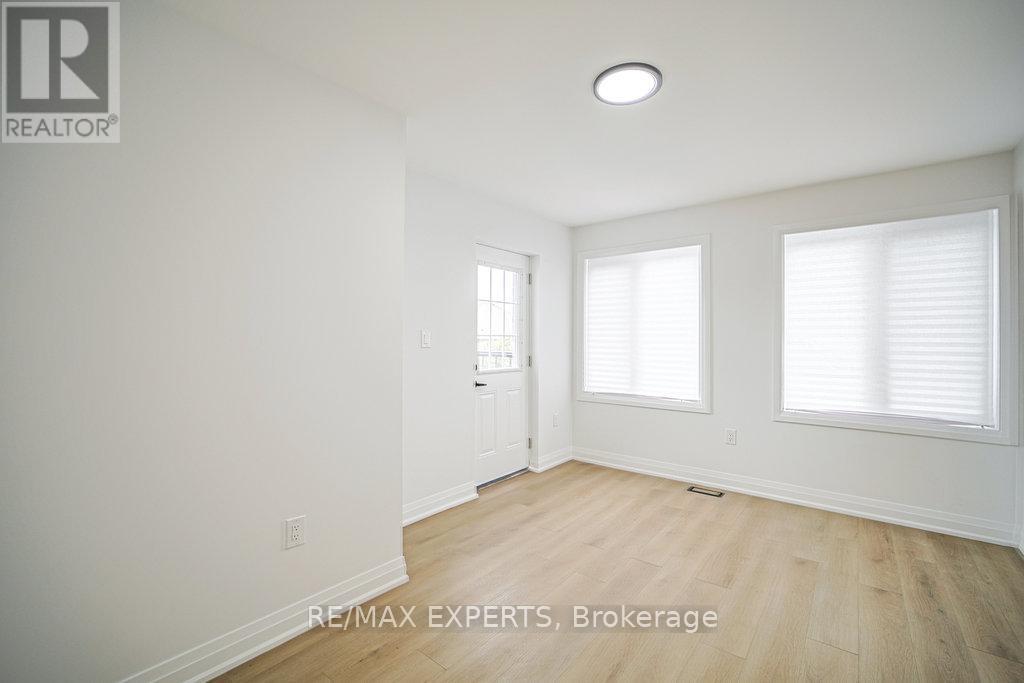 4 - 426 Veterans Drive, Barrie (Holly), Ontario  L4N 9G9 - Photo 10 - S13872548