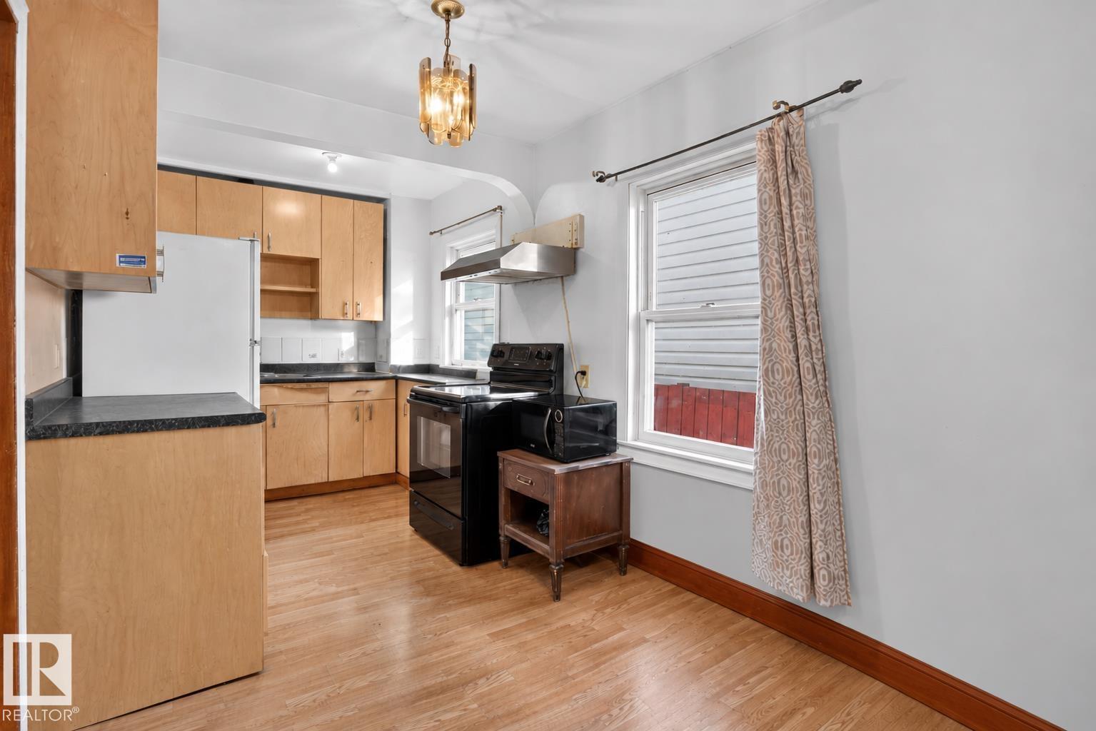 12053 97 St Nw, Edmonton, Alberta  T5G 1Y8 - Photo 9 - E4512039