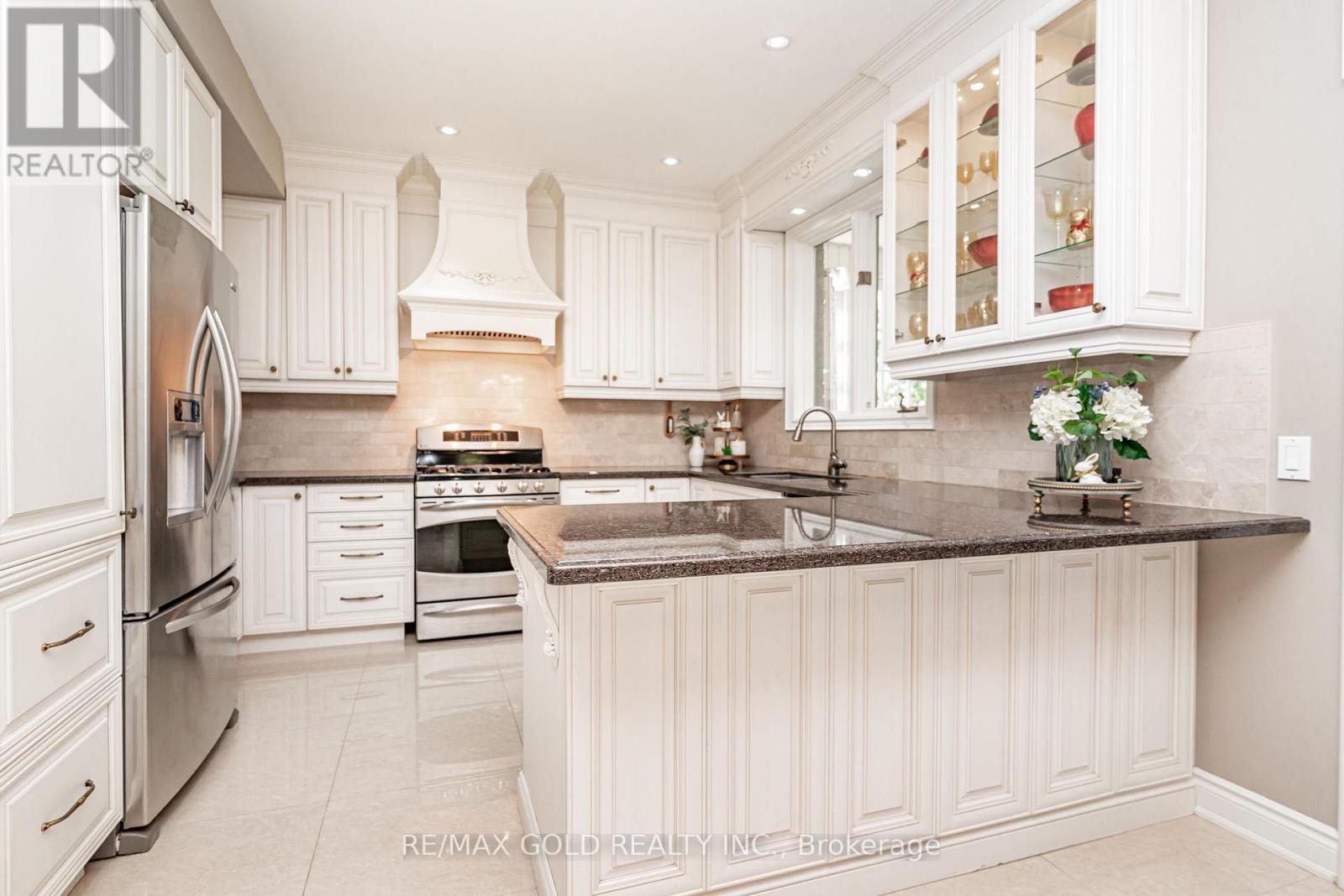 690 Peter Robertson Boulevard, Brampton, Ontario  L6R 1L7 - Photo 11 - W13872570