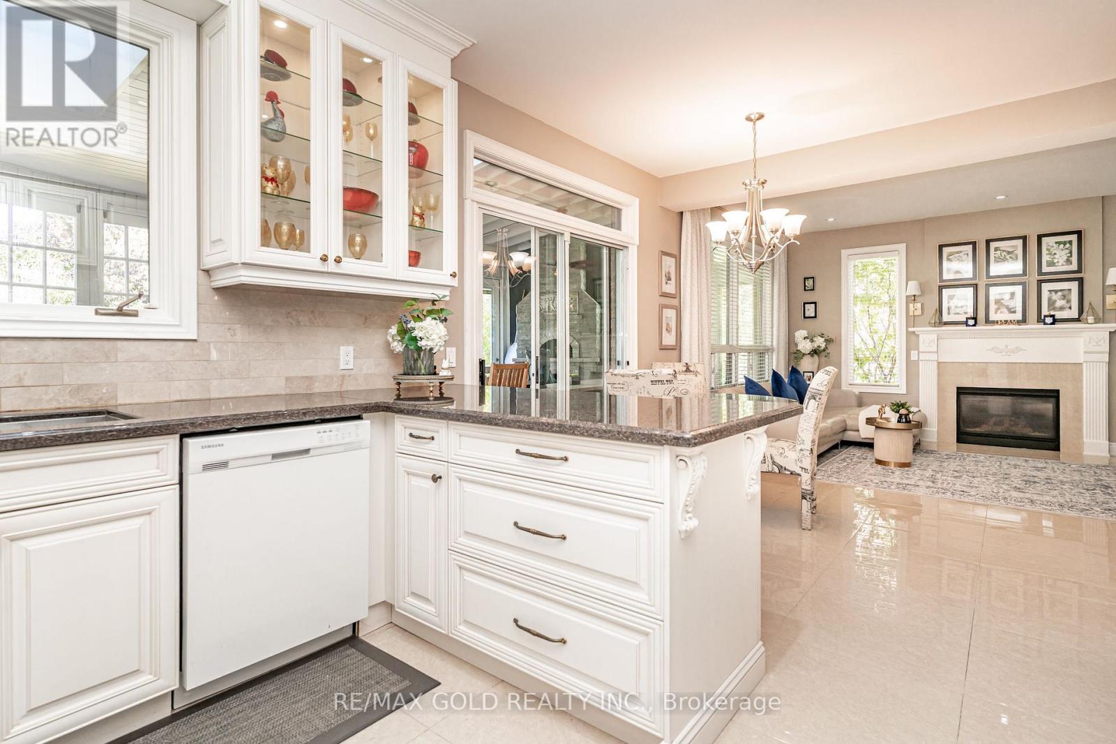 690 Peter Robertson Boulevard, Brampton, Ontario  L6R 1L7 - Photo 13 - W13872570