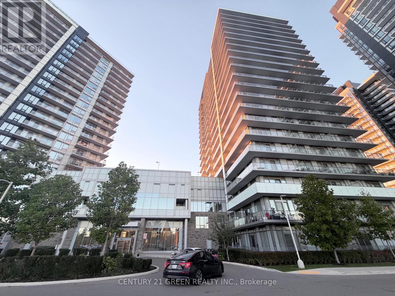 2101 - 4675 Metcalfe Avenue, Mississauga, Ontario  L5M 0Z8 - Photo 3 - W13872578
