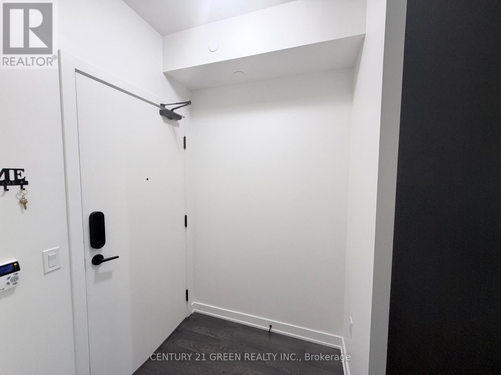 2101 - 4675 Metcalfe Avenue, Mississauga, Ontario  L5M 0Z8 - Photo 4 - W13872578