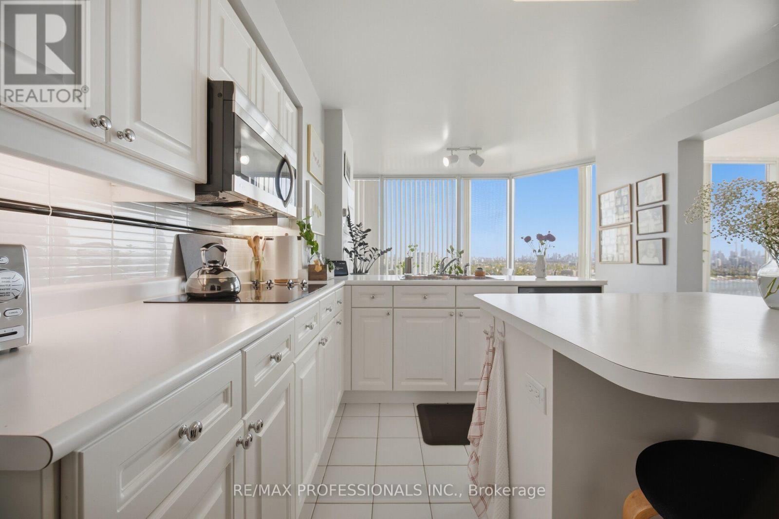4203 - 1 Palace Pier Court, Toronto, Ontario  M8V 3W9 - Photo 14 - W13872612