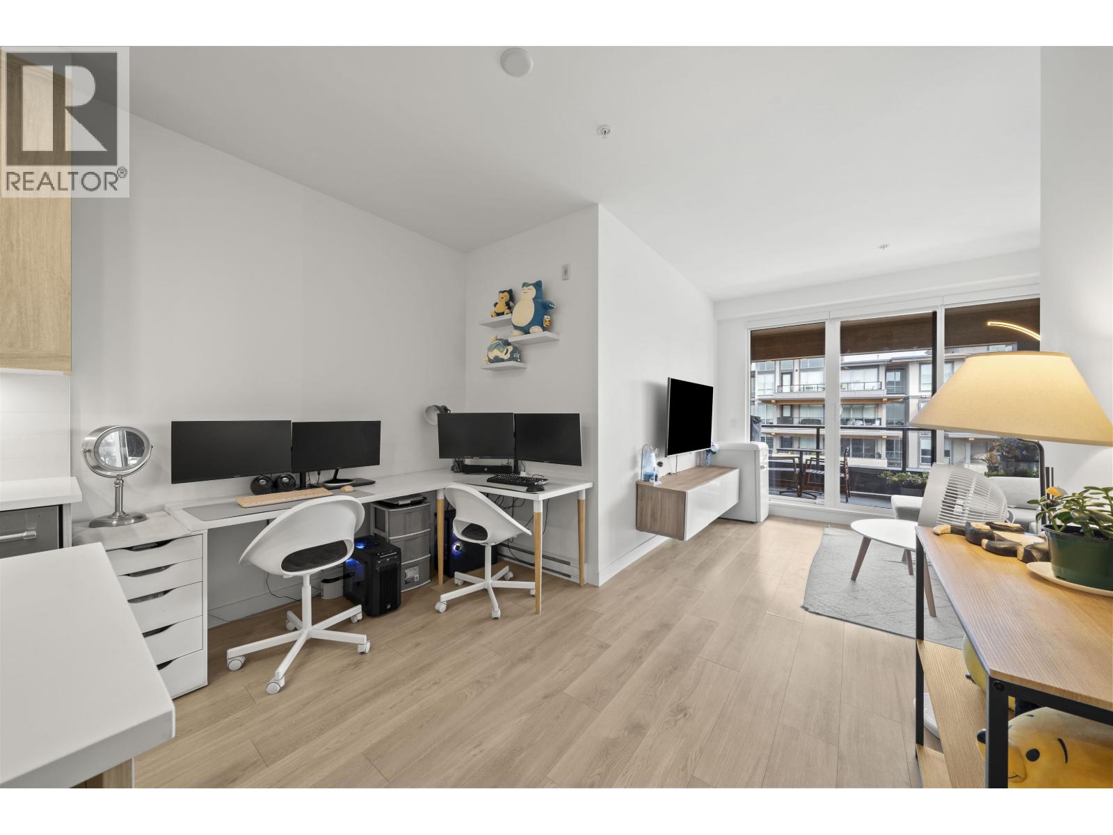 507 7579 16th Street, Burnaby, British Columbia  V3N 0H7 - Photo 8 - R3173324