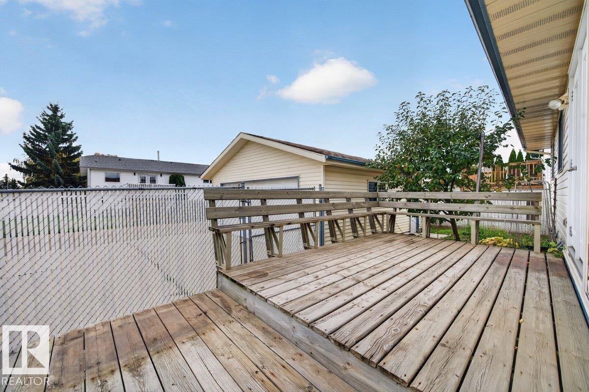 825 Grandin DR