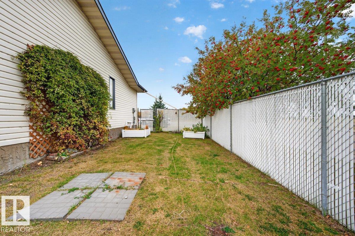 825 Grandin DR