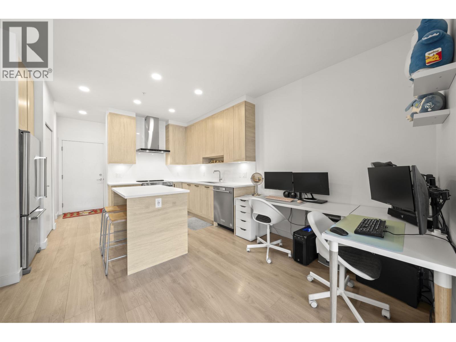507 7579 16th Street, Burnaby, British Columbia  V3N 0H7 - Photo 9 - R3173324