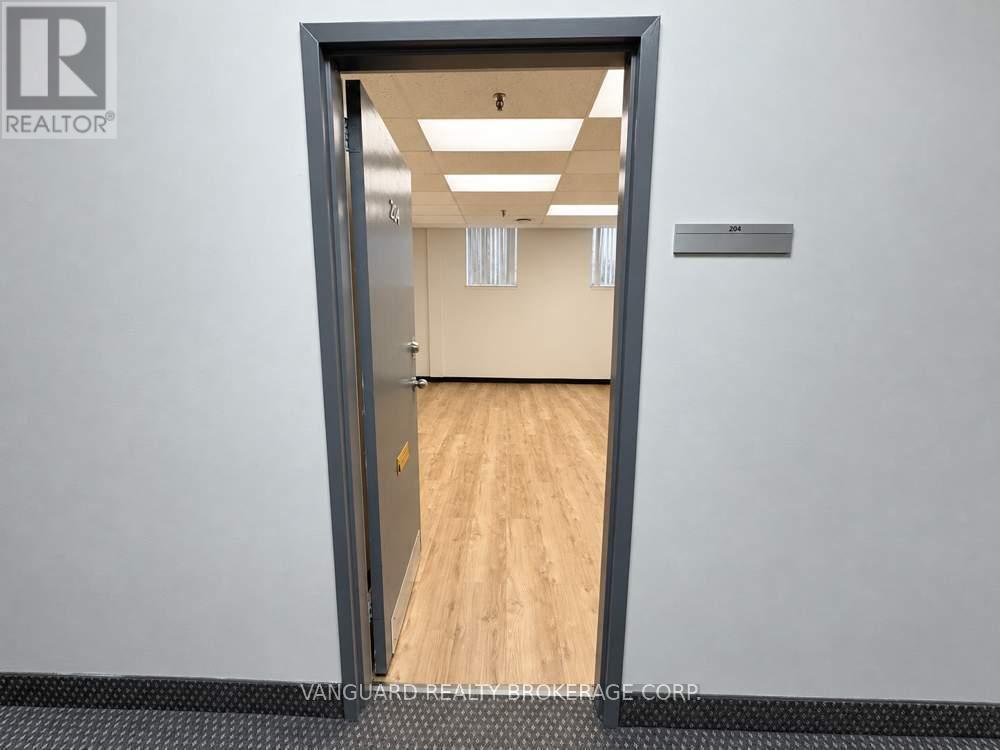 204 - 61 Alness Street, Toronto, Ontario  M3J 2H2 - Photo 2 - W13233264