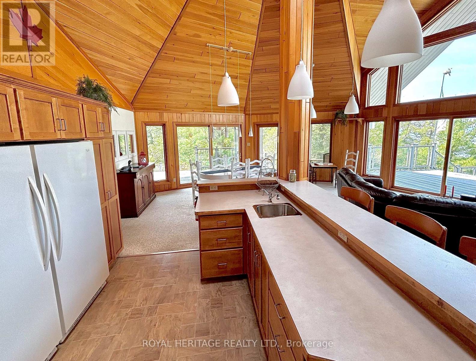 7224 Island 630 Georgian Bay, Georgian Bay, Ontario  P0E 1E0 - Photo 6 - X12340972