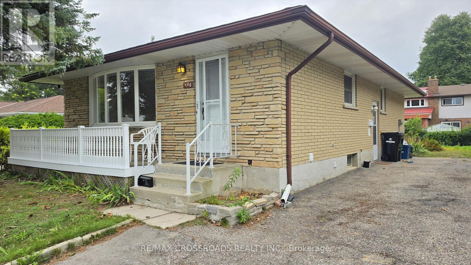 106 KIMBERLY CRESCENT, Kitchener, Ontario