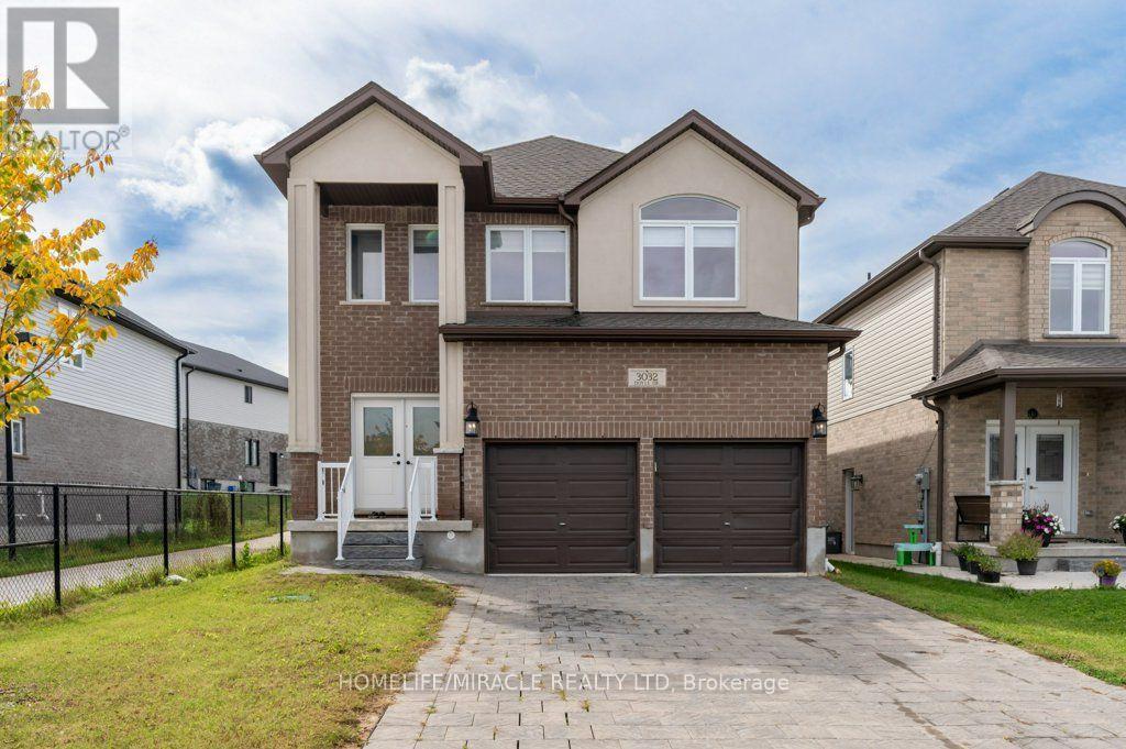 3032 DOYLE DRIVE, London South, Ontario