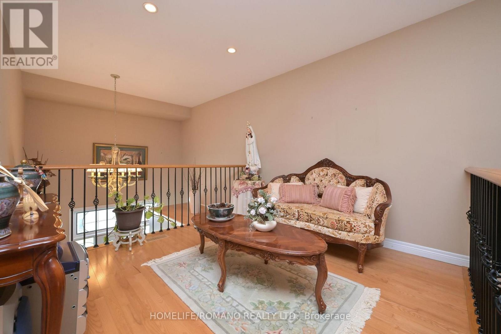 1052 Greenhill Avenue, Hamilton, Ontario  L8G 5G9 - Photo 17 - X13872694