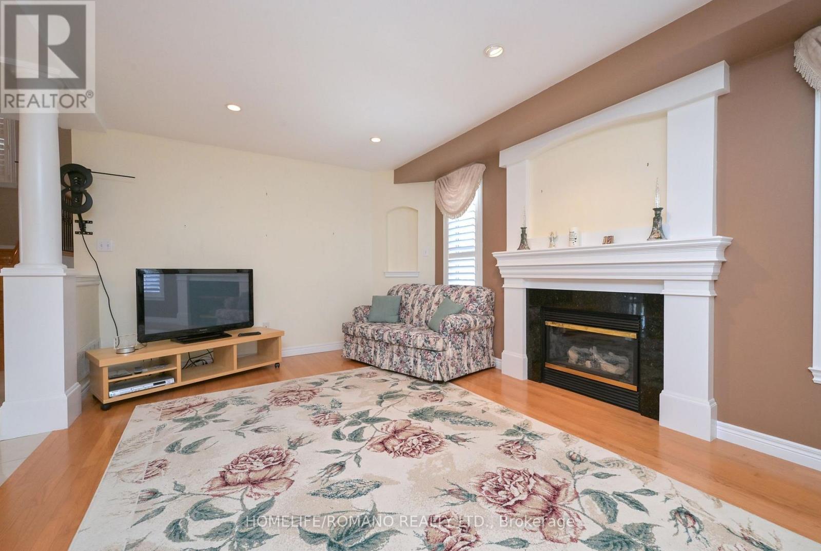 1052 Greenhill Avenue, Hamilton, Ontario  L8G 5G9 - Photo 8 - X13872694