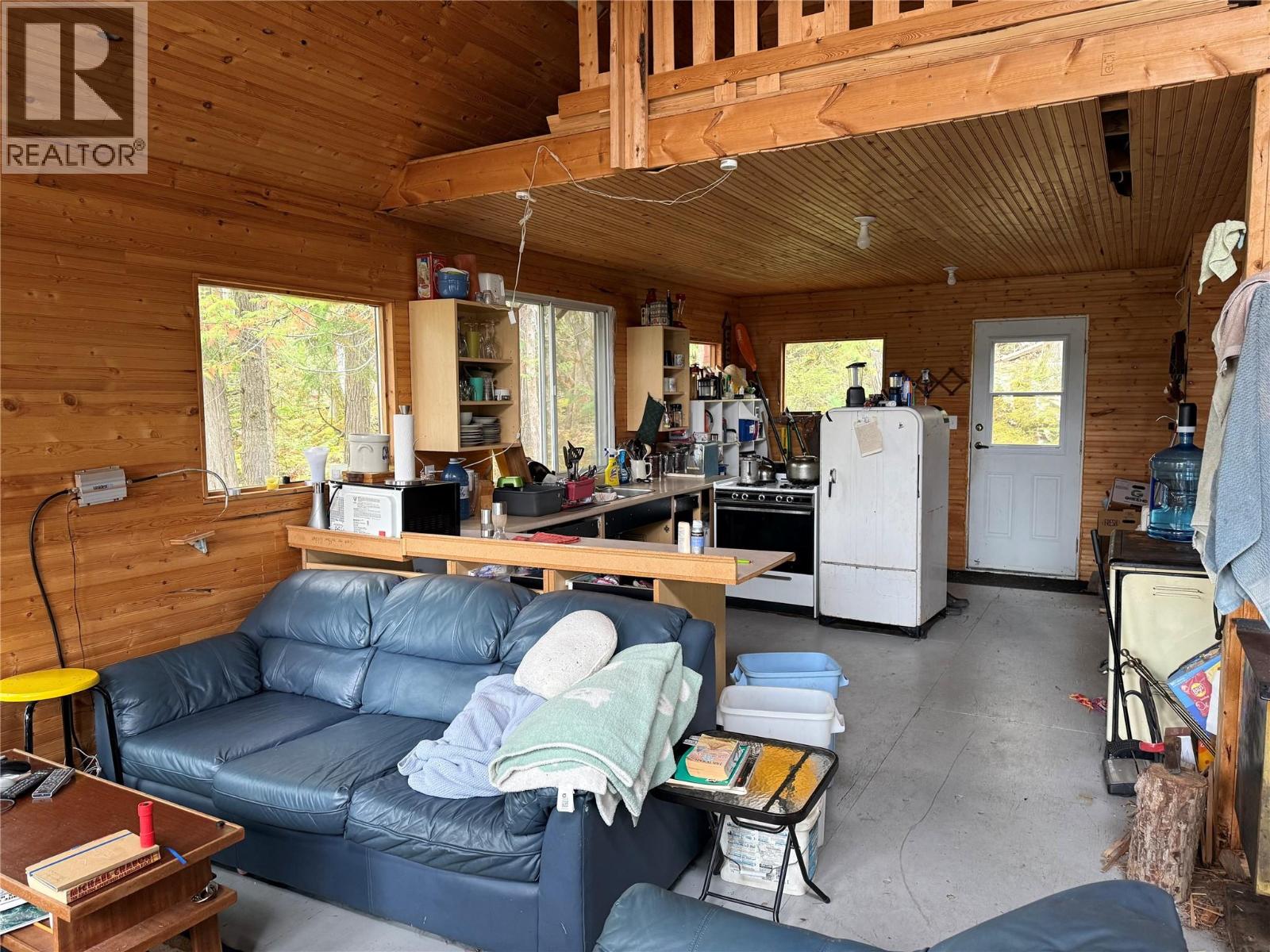 912 Bradley Road, Seymour Arm, British Columbia  V0E 2V2 - Photo 22 - 10402811