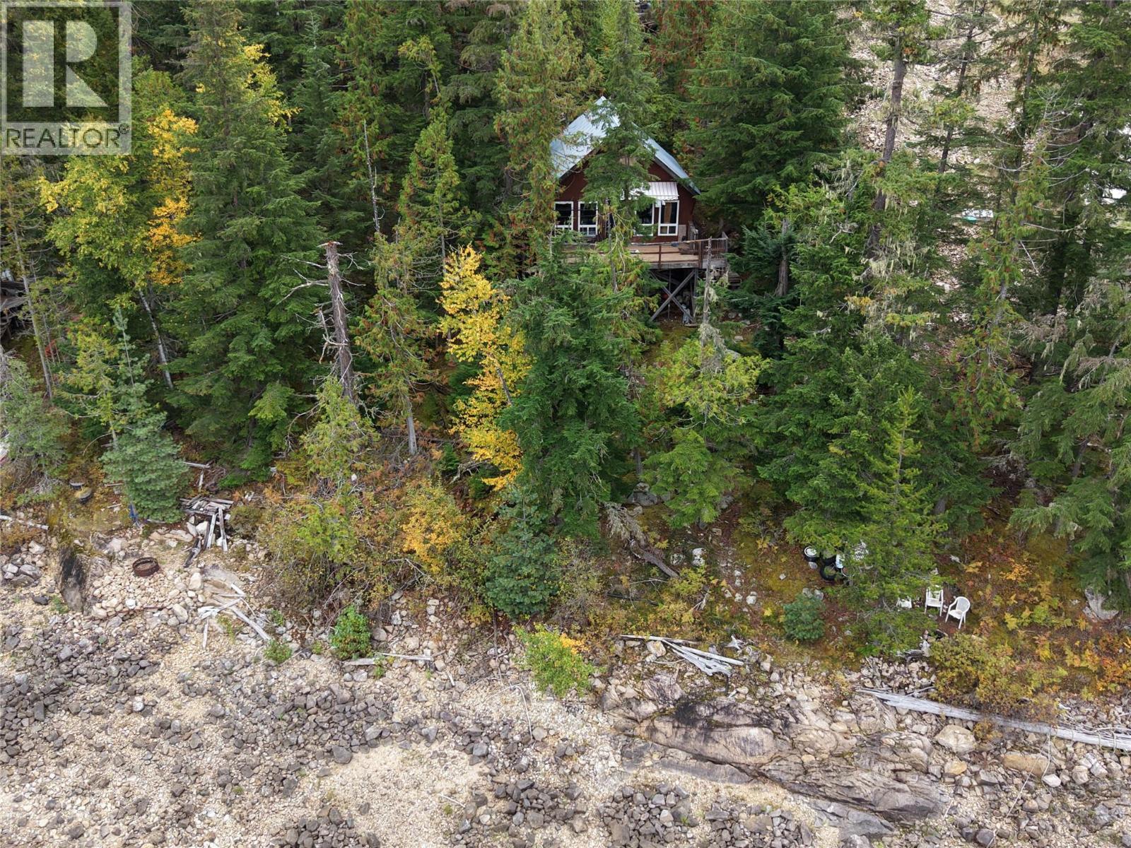 912 Bradley Road, Seymour Arm, British Columbia  V0E 2V2 - Photo 5 - 10402811