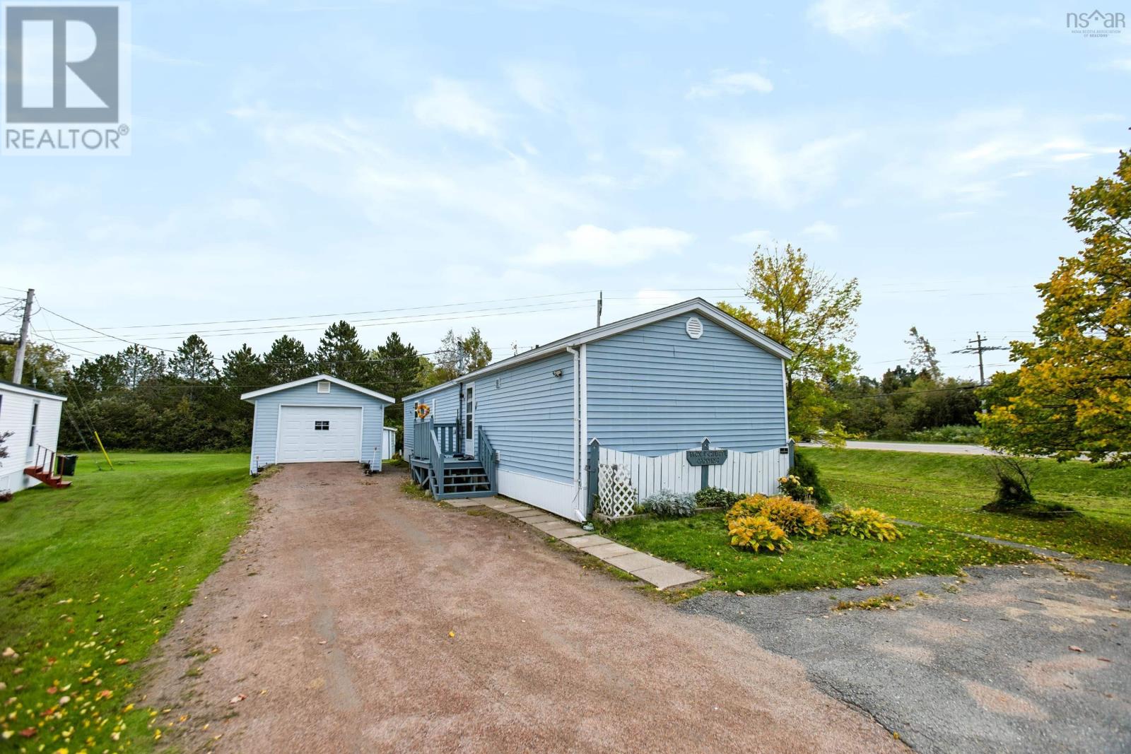 1 Rosewood Drive Amherst Nova Scotia Canada B4H4N8 4