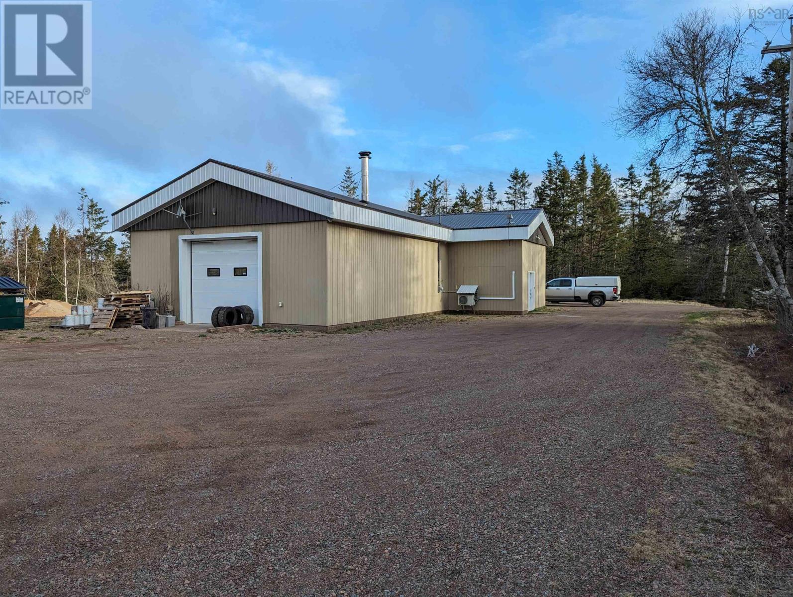 424 Dakota Road, Debert, Nova Scotia  B0M 1G0 - Photo 2 - 202506108