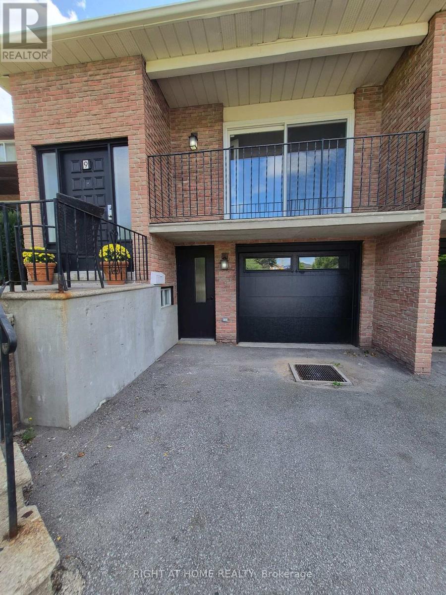 9 Ivan Nelson Drive, Toronto, Ontario  M2R 3P6 - Photo 3 - C13858418