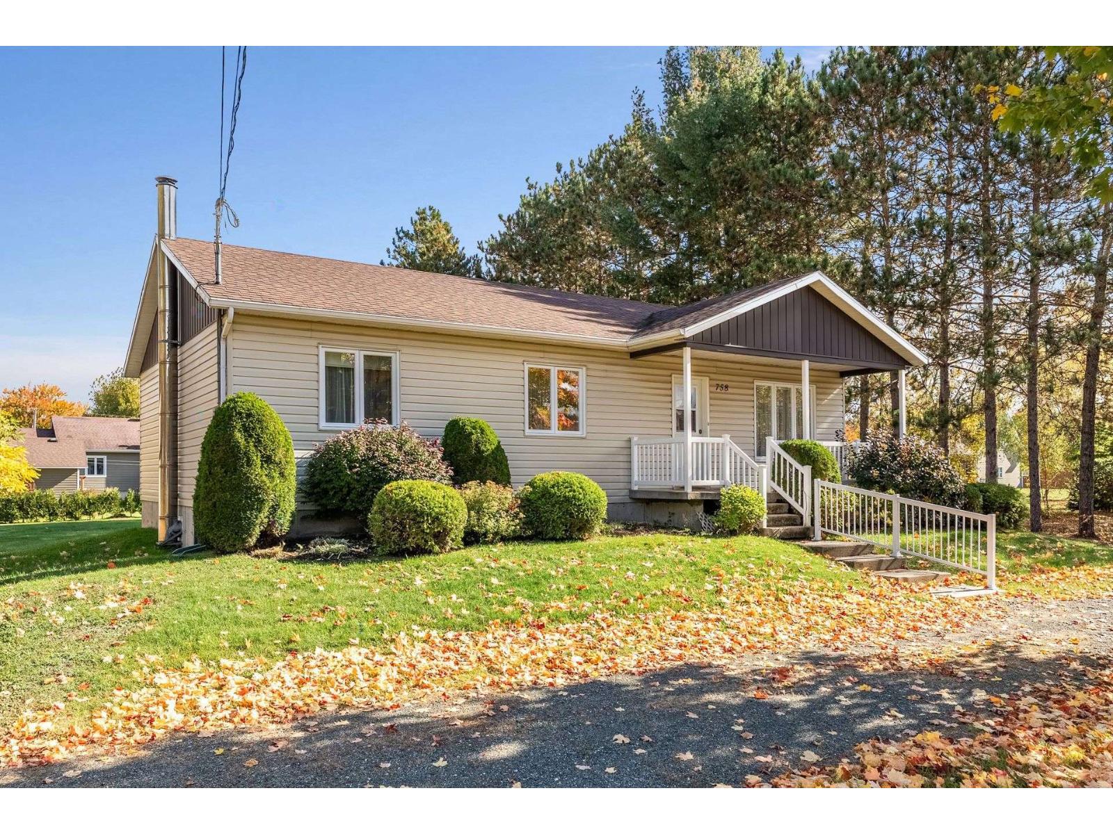 758 Rue des Bouleaux Sainte-Eulalie Quebec Canada G0Z1E0