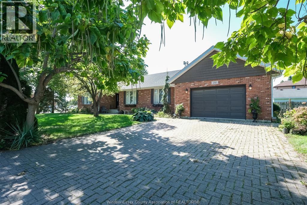 2585 Banwell, Tecumseh, Ontario  N8N 0G6 - Photo 3 - 26024733