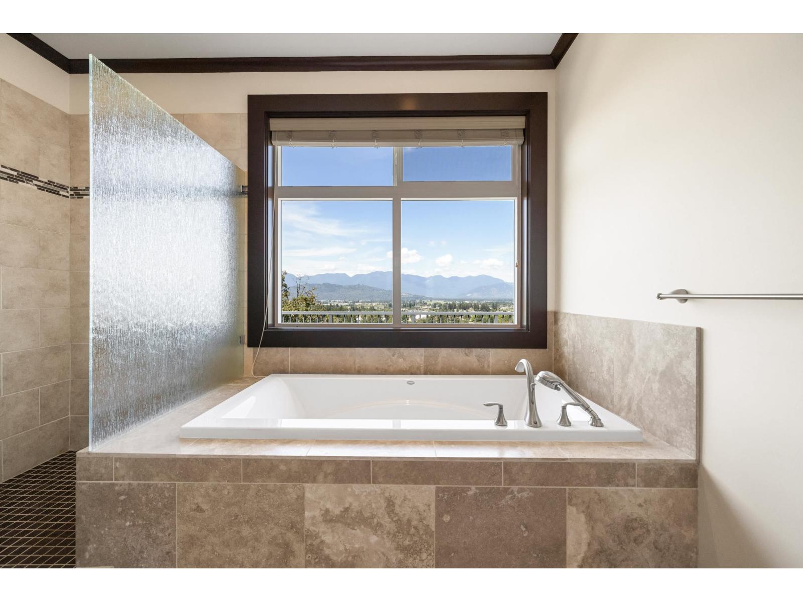 45365 Magdalena Place, Vedder Mountain, Cultus Lake, British Columbia  V2R 0K7 - Photo 19 - R3151566