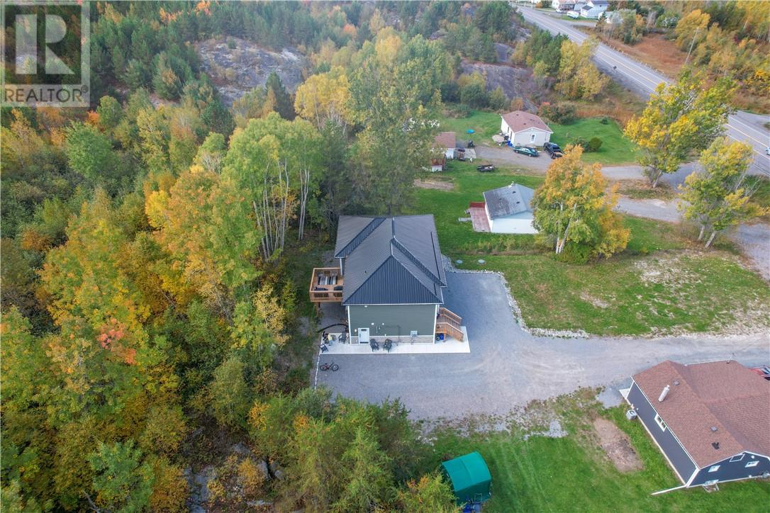974 Highway 17 E, Wahnapitae, Ontario  P0M 3C0 - Photo 3 - 2130826