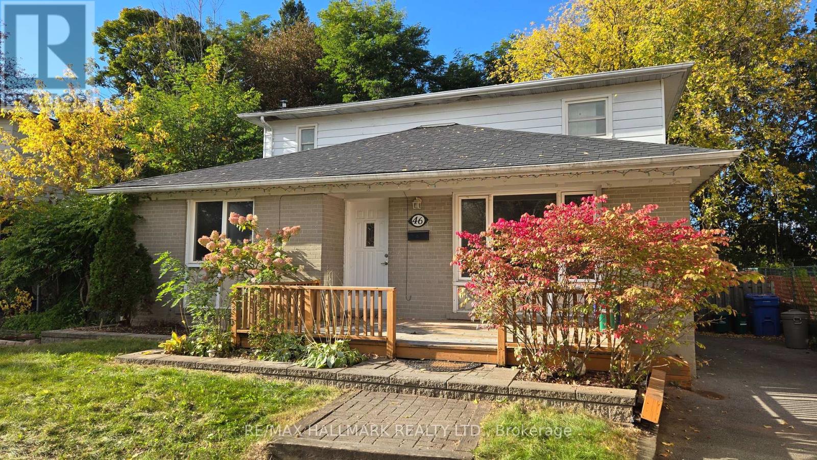 46 Collins Crescent, Aurora, Ontario  L4G 2W2 - Photo 2 - N13162392