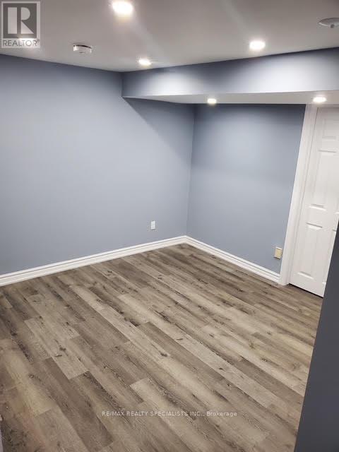 48 Howell Street, Brampton, Ontario  L6Y 3H8 - Photo 5 - W13872462