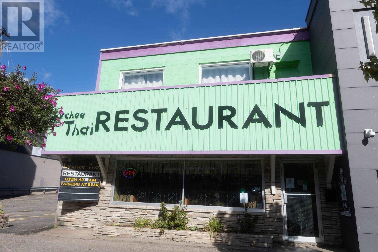 280 Queen St E, Sault Ste. Marie, Ontario  P6A 1Y7 - Photo 2 - SM262802