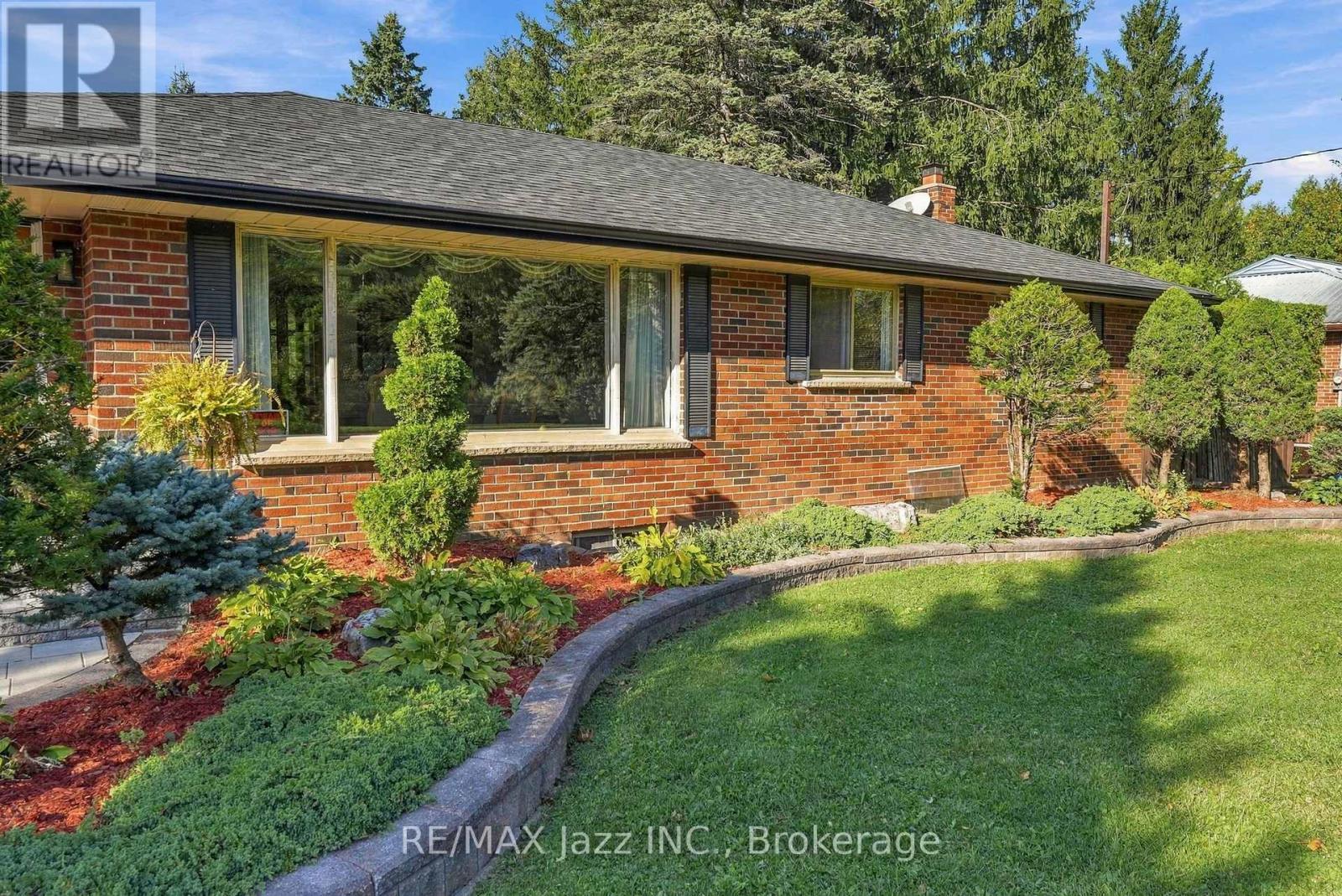 346 Conlin Road E, Oshawa, Ontario  L1H 7K5 - Photo 5 - E13872708