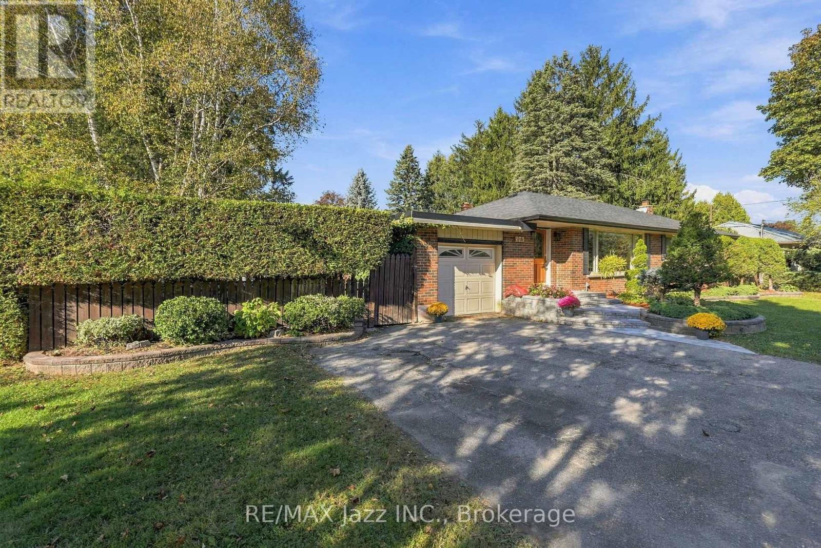 346 Conlin Road E, Oshawa, Ontario  L1H 7K5 - Photo 7 - E13872708