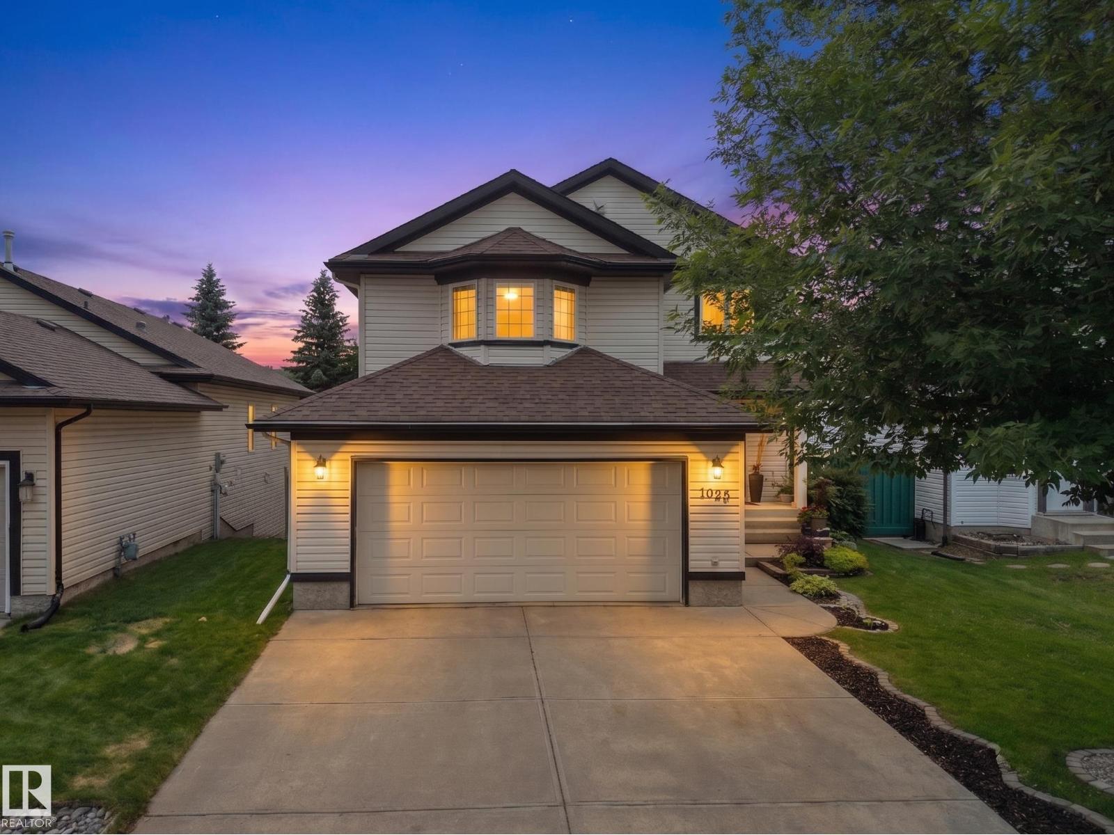 1025 GRAHAM CT NW