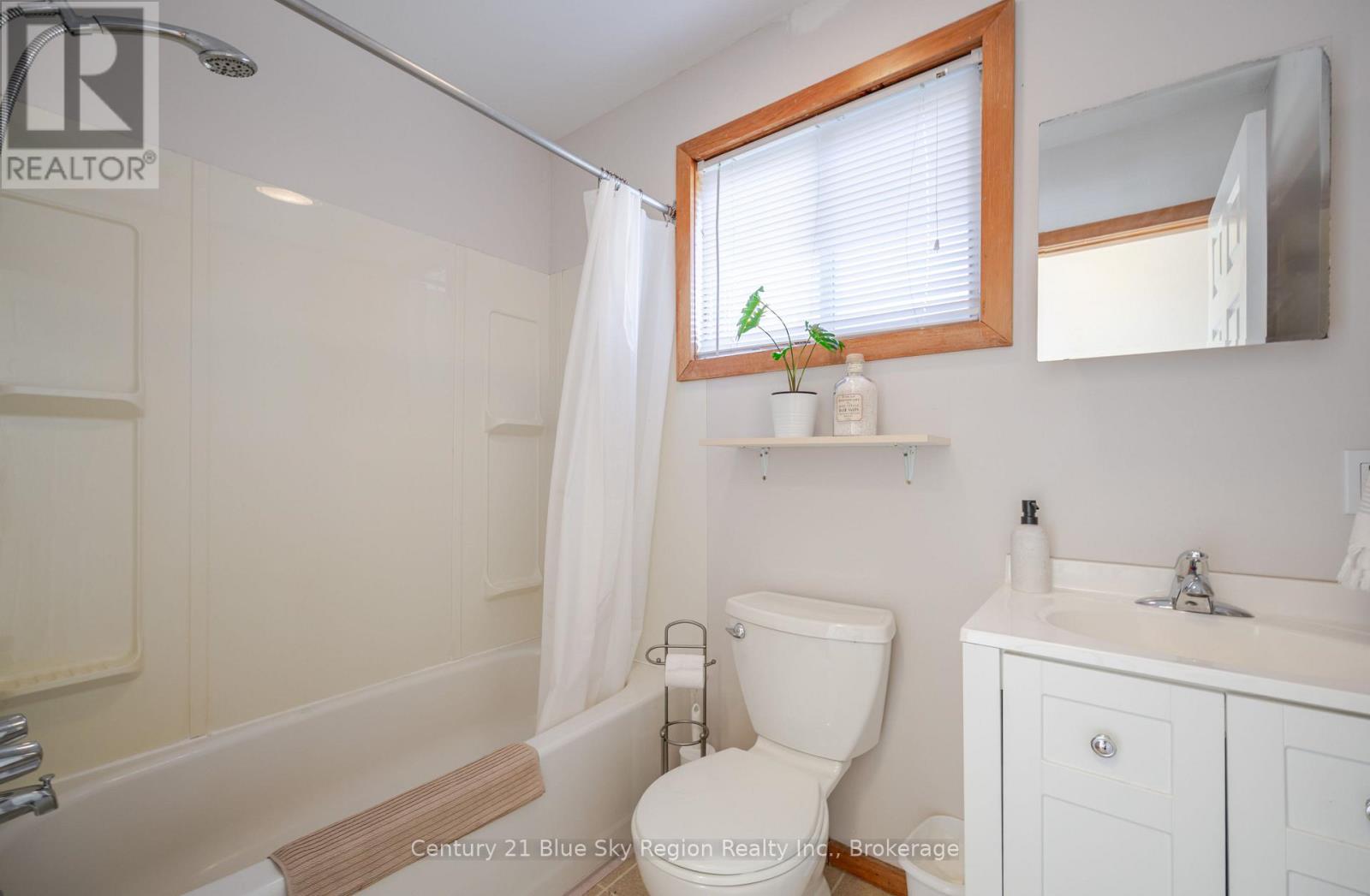 102 North Star Drive W, Bonfield, Ontario  P0H 1E0 - Photo 15 - X13872900