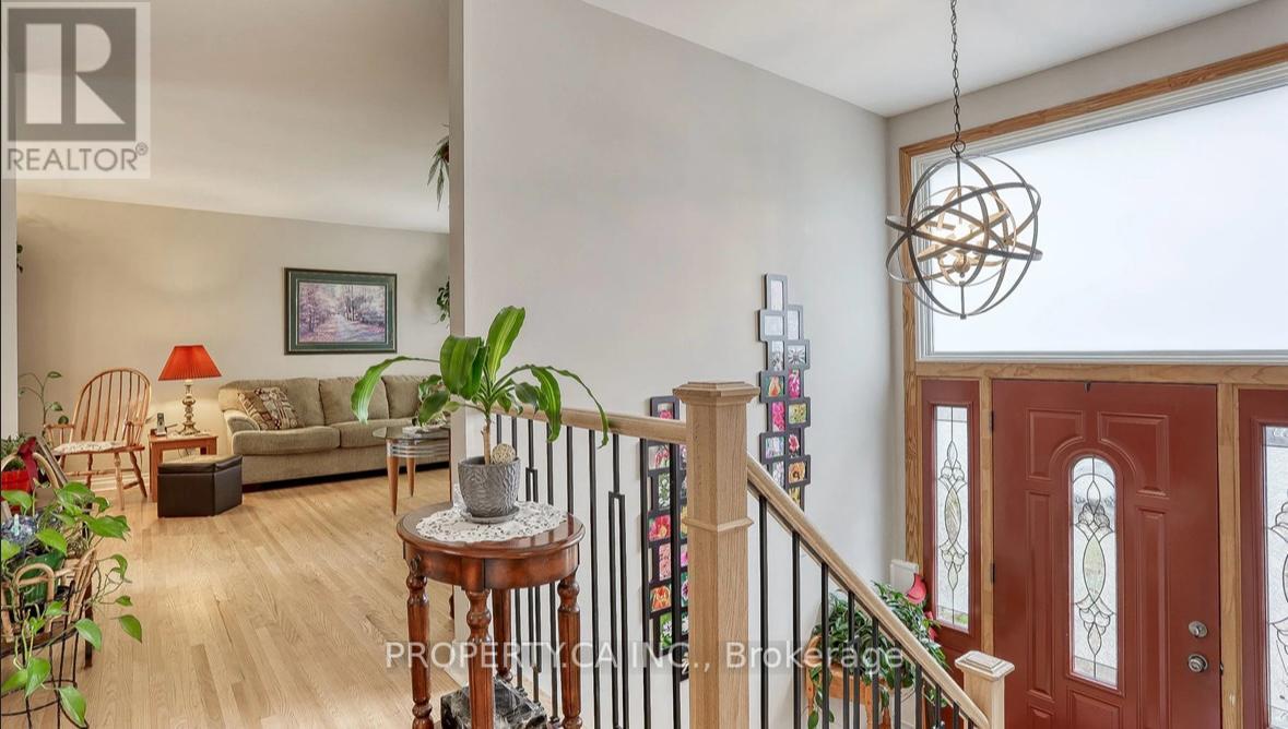 Upper - 204 Mason Drive, Whitby, Ontario  L1N 2B1 - Photo 3 - E13872738