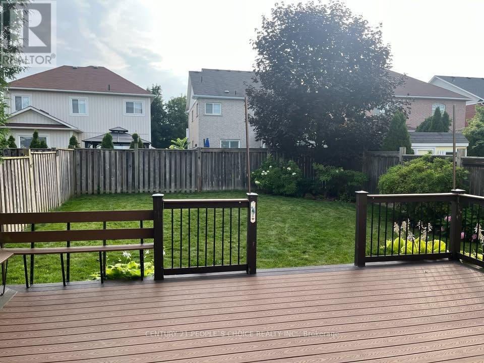 40 Cranborne Crescent, Whitby, Ontario  L1M 2M2 - Photo 13 - E13872826