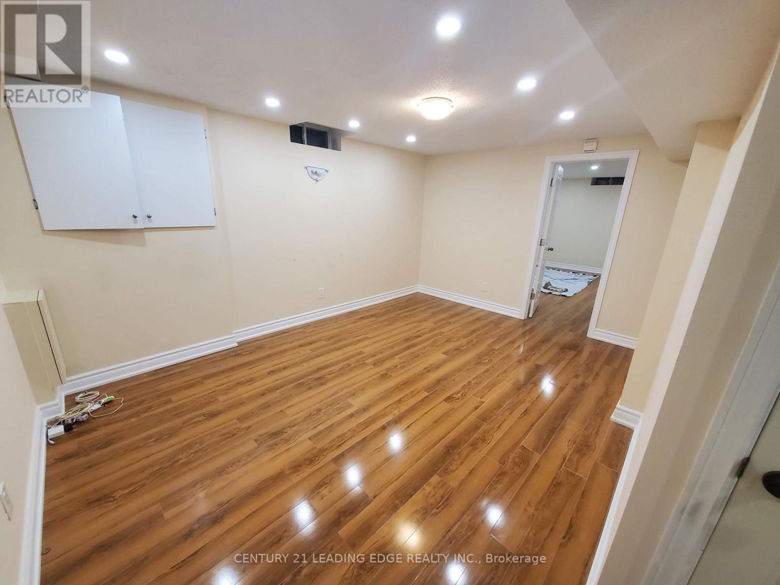 Lower - 504 Lightfoot Place, Pickering, Ontario  L1V 5Z5 - Photo 5 - E13872922