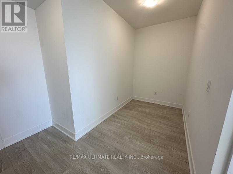 2710 - 2545 Simcoe Street N, Oshawa, Ontario  L1L 0W3 - Photo 4 - E13872940