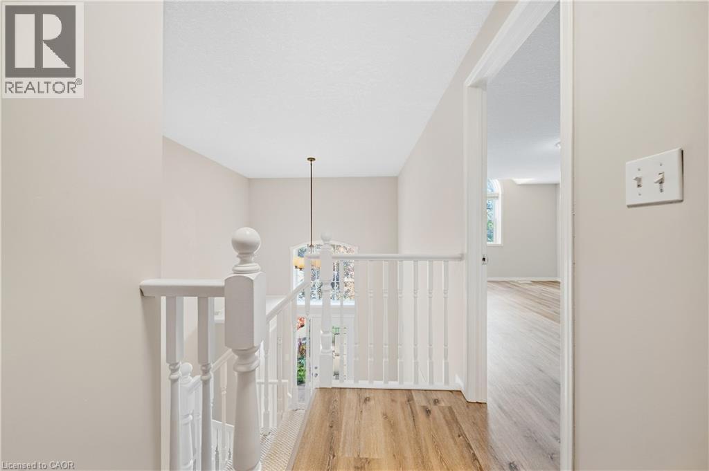 437 Beaver Creek Road, Waterloo, Ontario  N2V 2J8 - Photo 34 - 40869808