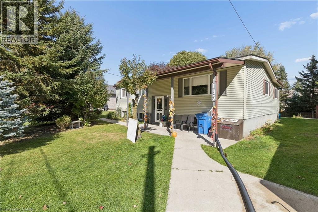 195 John Street S, Harriston, Ontario  N0G 1Z0 - Photo 2 - 40869715