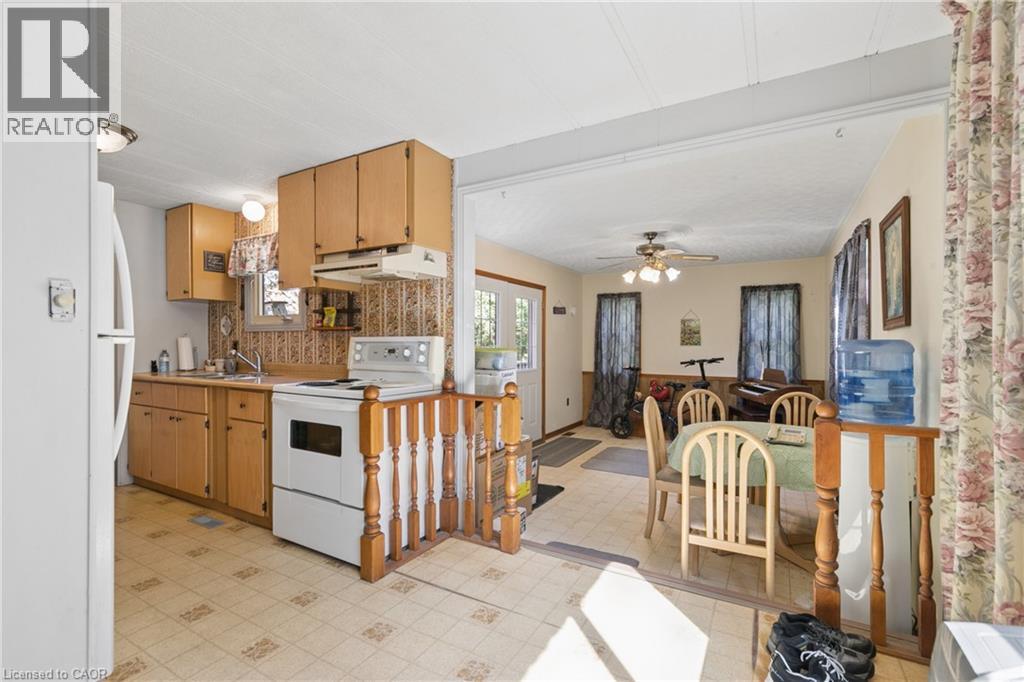 195 John Street S, Harriston, Ontario  N0G 1Z0 - Photo 6 - 40869715