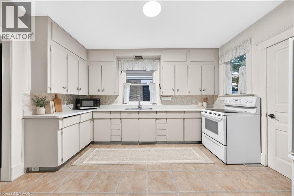 63 Mt Hope Street, Kitchener, Ontario  N2G 2J5 - Photo 11 - 40869178