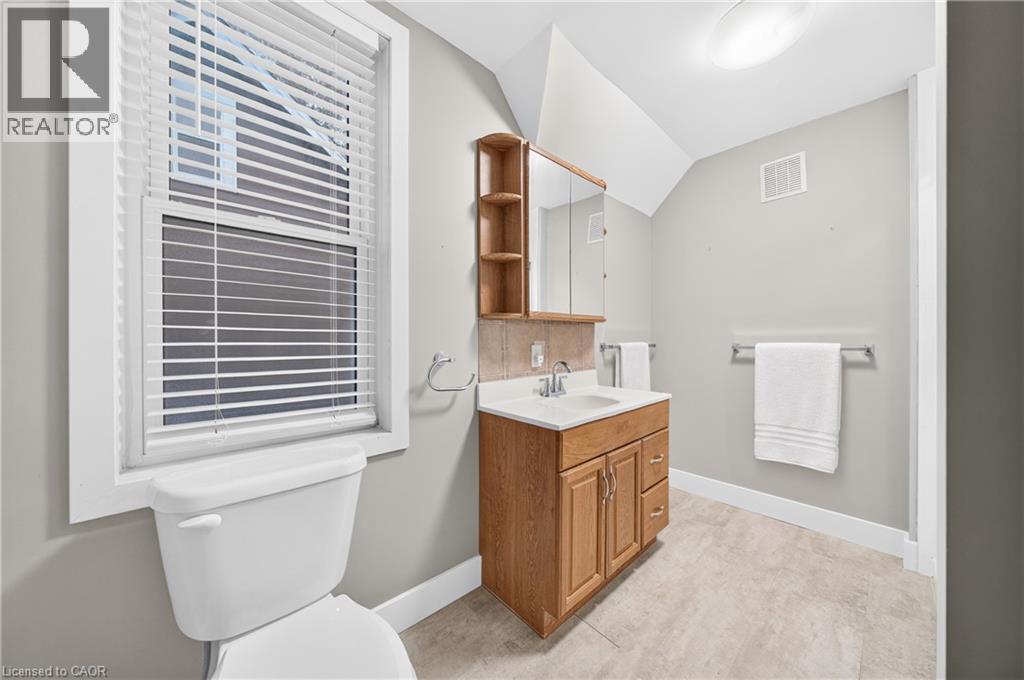 63 Mt Hope Street, Kitchener, Ontario  N2G 2J5 - Photo 24 - 40869178