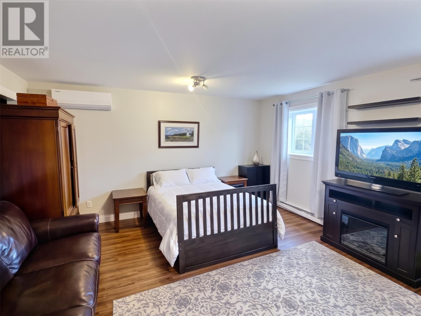 22 Riverdale Drive, Torbay — photo 12