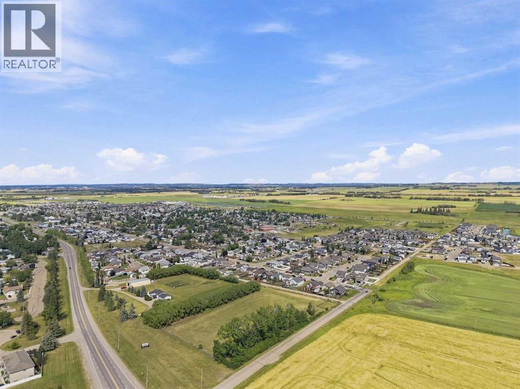186 Robinson Avenue, Penhold, Alberta  T0M 1R0 - Photo 50 - A2337310