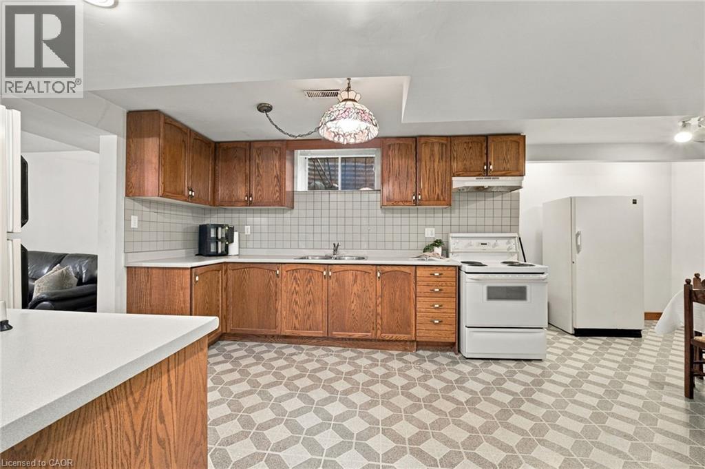 144 Lovers Lane, Hamilton, Ontario  L9G 1G8 - Photo 38 - 40869397
